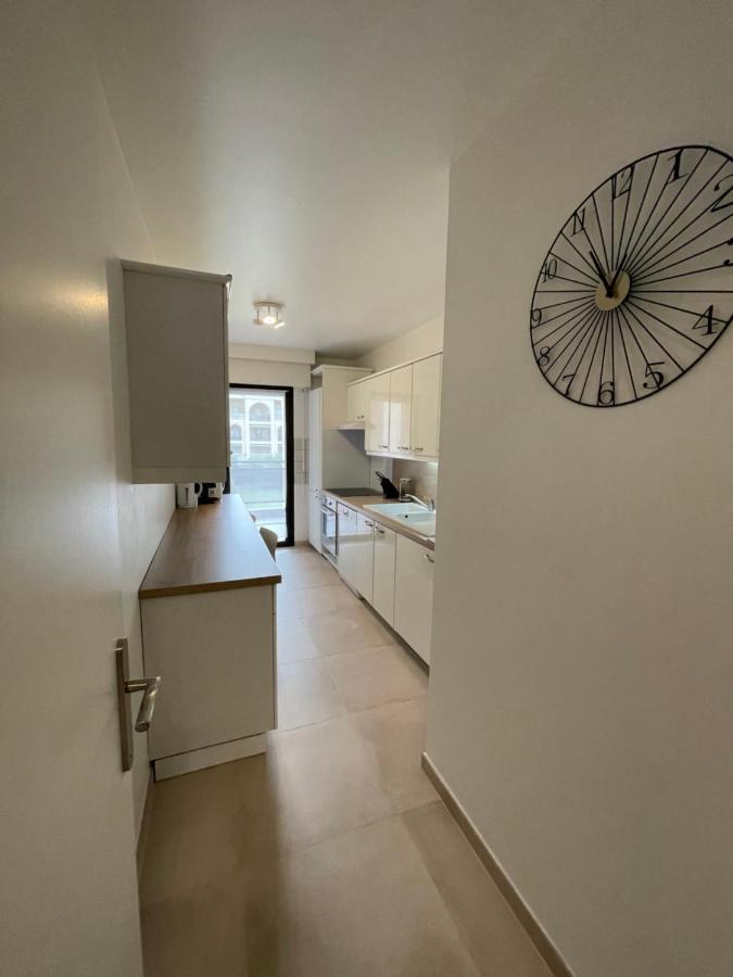Domaine D'Ahmosis, Modern 2 Bedrooms Refurbished Apartment, F3 Moderne Fraichement Renove لو كانيت المظهر الخارجي الصورة